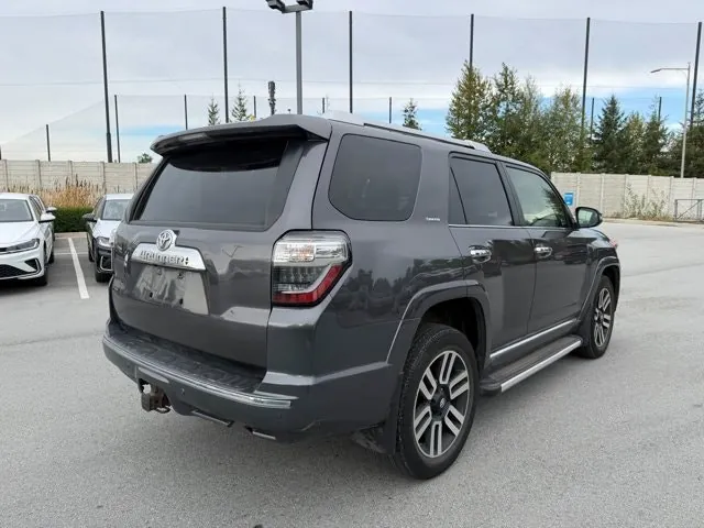 Toyota 4Runner 2017 photo 4