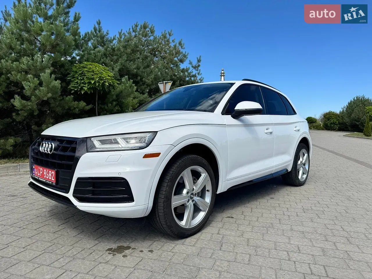 Audi Q5 2018 photo 2