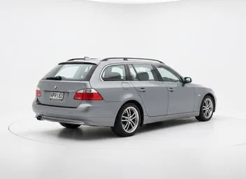 BMW 525I 2009 photo 4