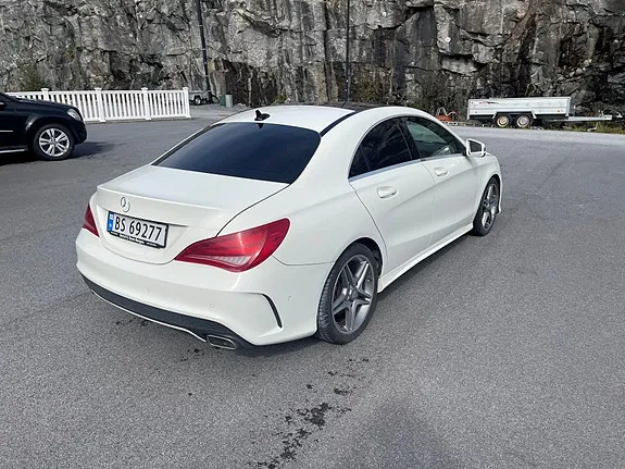 Mercedes-Benz Cla180 2013 photo 2