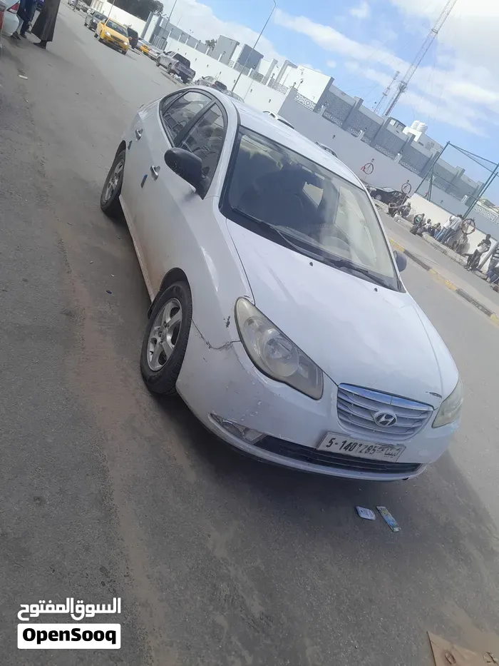 Hyundai Avante 2009 photo 3