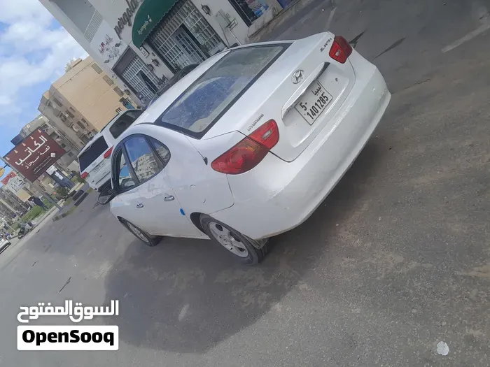 Hyundai Avante 2009 photo 4