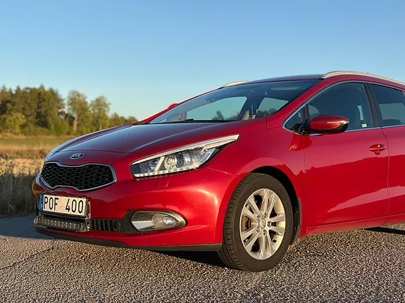 Kia Ceed 2013 photo 2