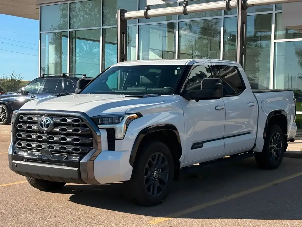 Toyota Tundra 2023 photo 3
