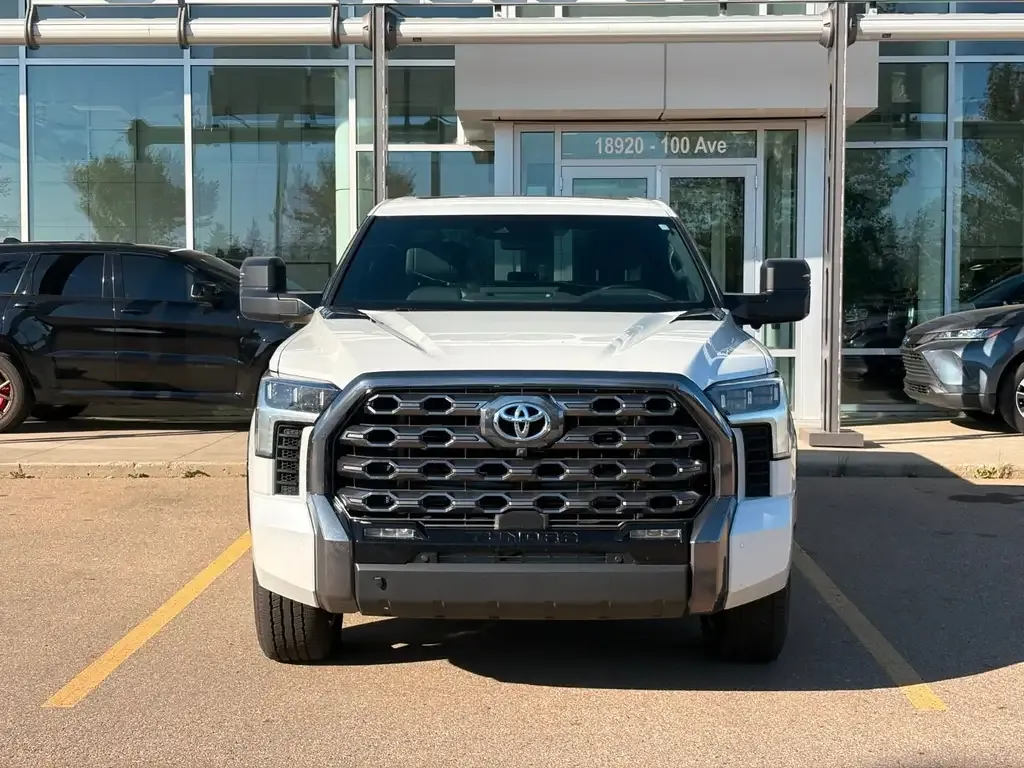 Toyota Tundra 2023 photo 2