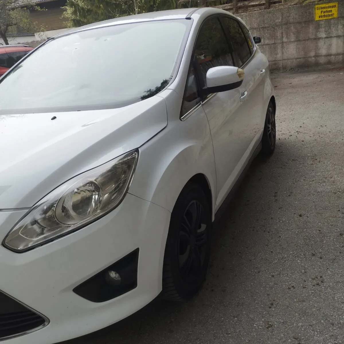 Ford C-Max 2011 photo 3
