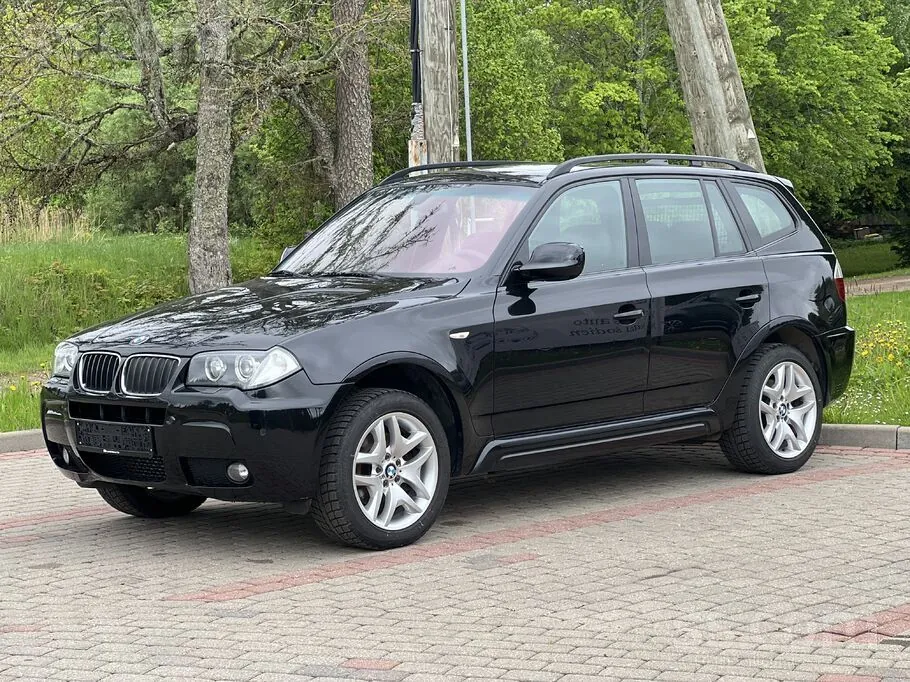 BMW X3 2010 photo 2