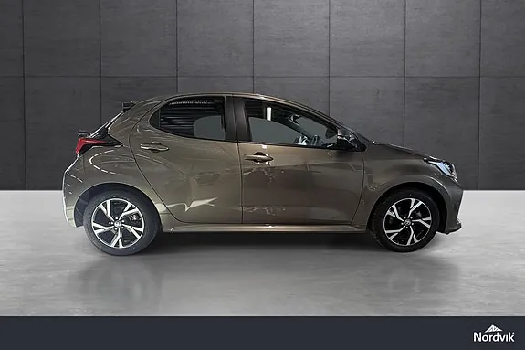 Toyota Yaris 2024 photo 4