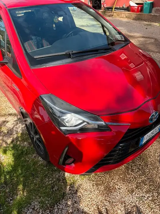 Toyota Yaris 2018 photo 5
