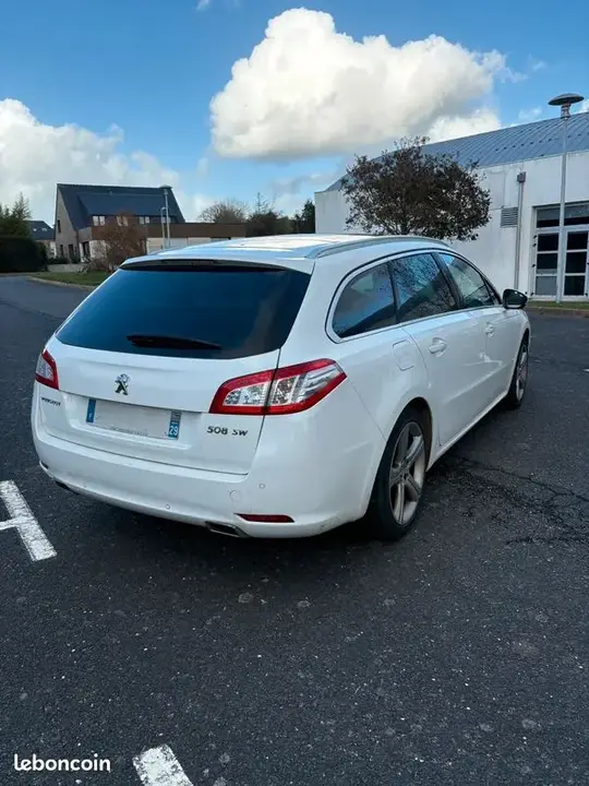Peugeot 508 2014 photo 2