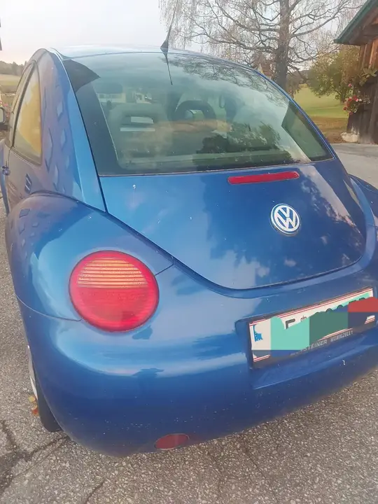 Volkswagen Beetle 2000 photo 2