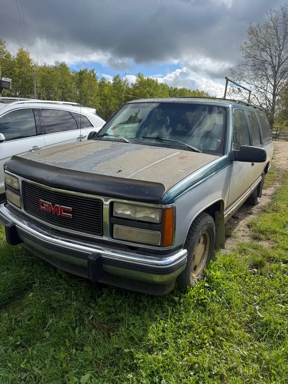 GMC Suburban 1993 photo 2