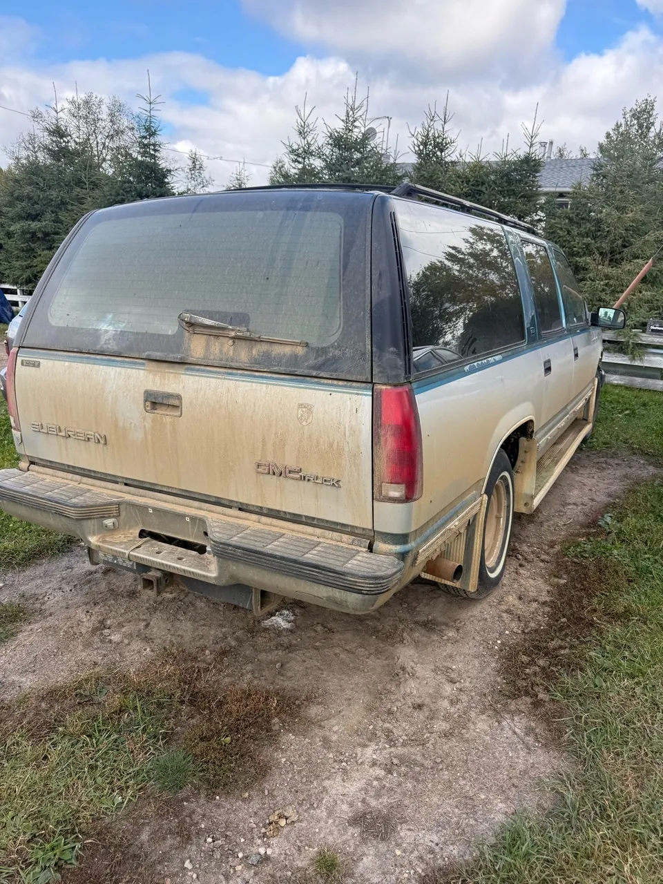GMC Suburban 1993 photo 5