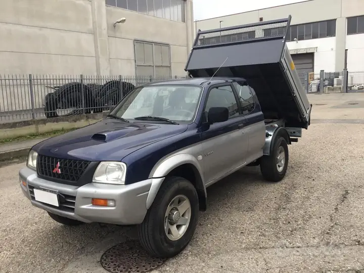 Mitsubishi L200 1999 photo 5