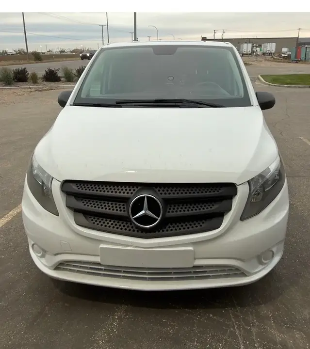 Mercedes-Benz Metris Van