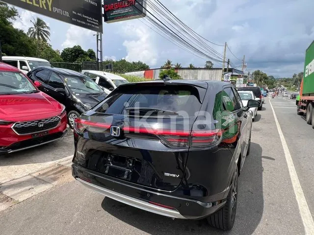 Honda Vezel 2024 photo 2