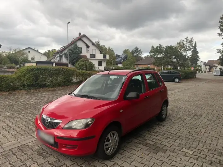 Mazda 2