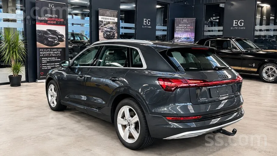 Audi E-Tron 2020 photo 3