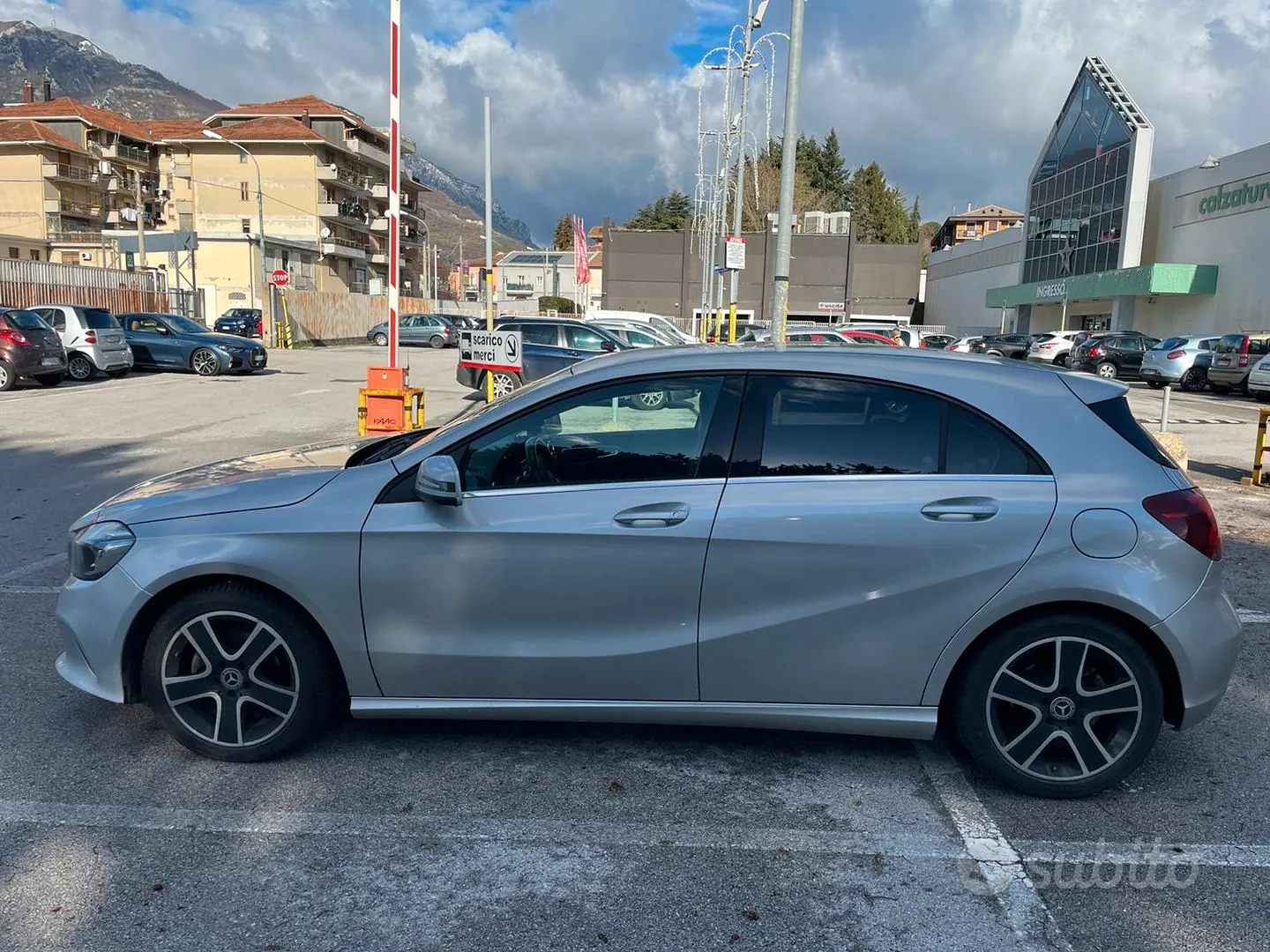 Mercedes-Benz A-Class 2016 photo 5