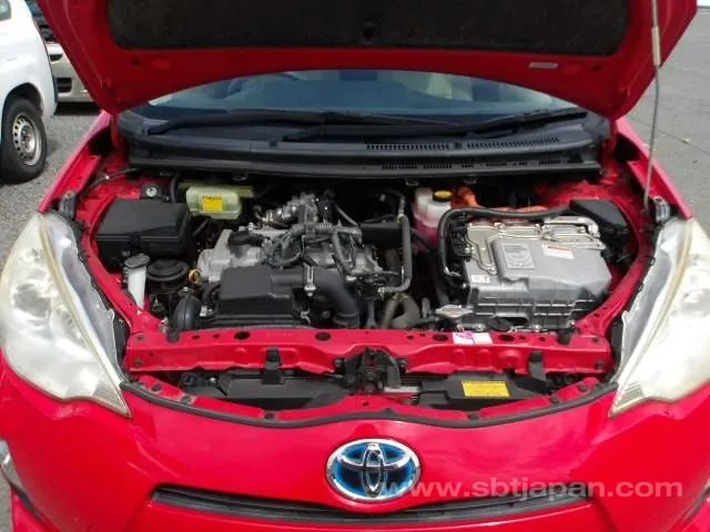 Toyota Aqua S 2012 photo 5