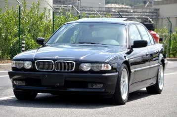 BMW 7 Series 2001 photo 2