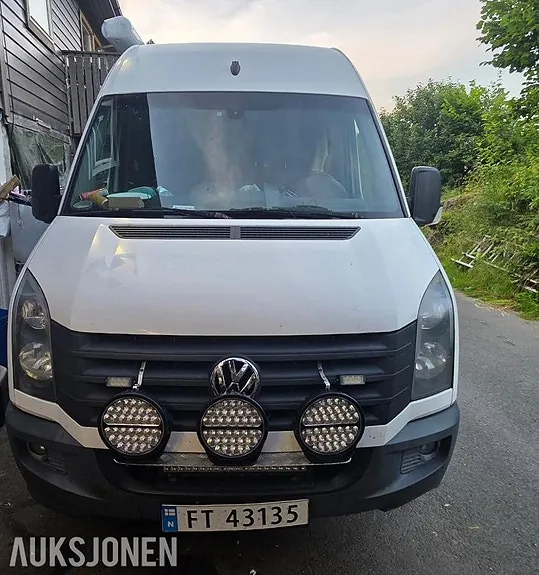 Volkswagen Crafter 2013 photo 2