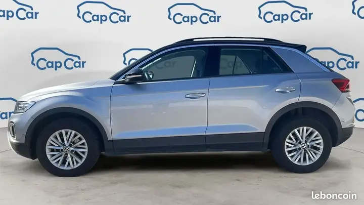 Volkswagen T-Roc 2022 photo 2