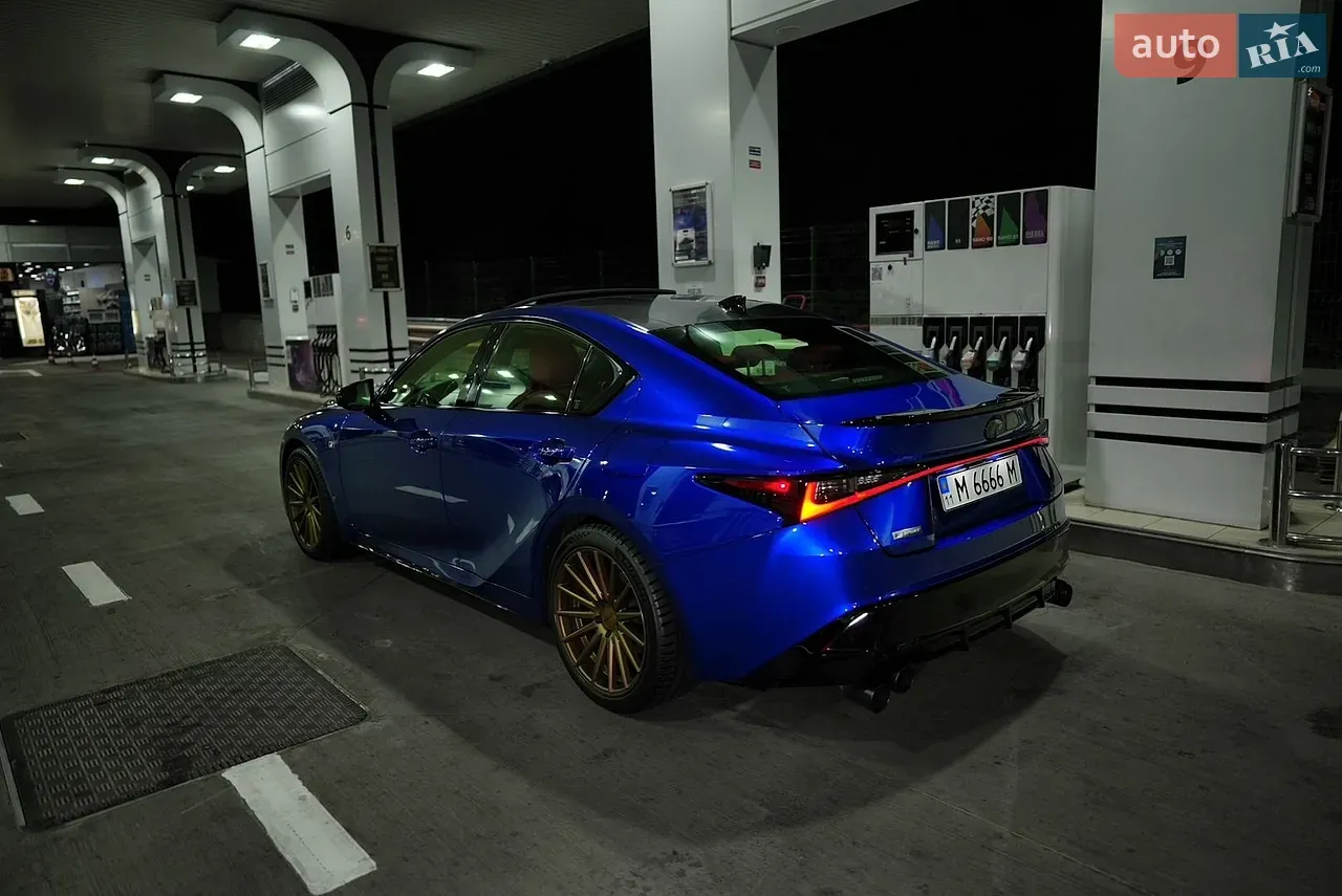 Lexus Is 2021 photo 3