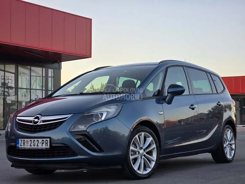 Opel Zafira 2012 photo 2