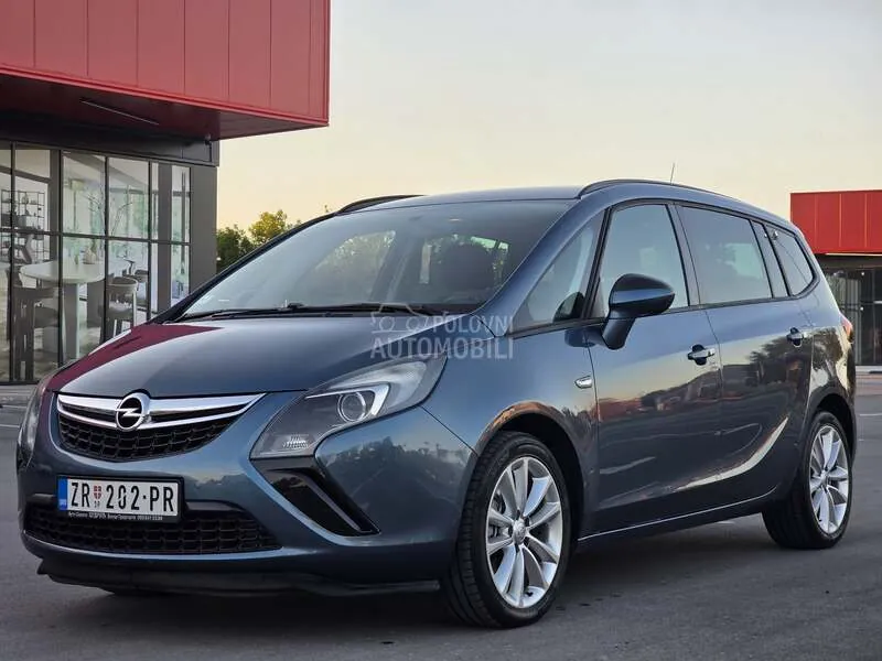 Opel Zafira 2012 photo 4