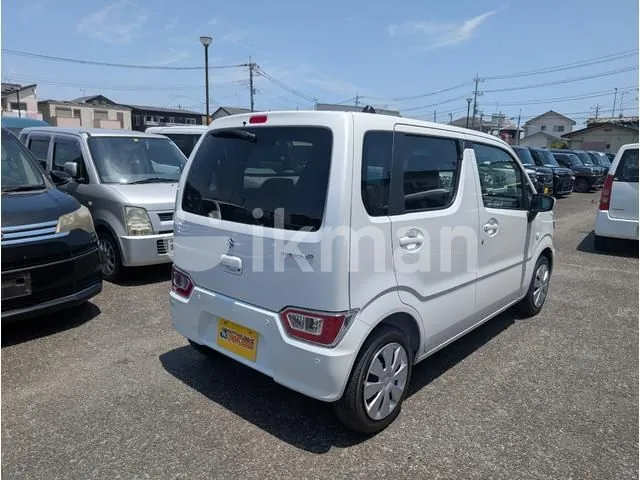 Suzuki Wagon R Fx 2026 photo 2