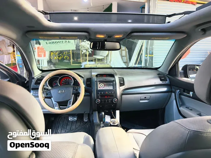 Kia Sorento 2011 photo 2