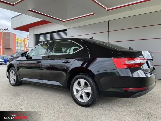 Skoda Superb 2020 photo 3