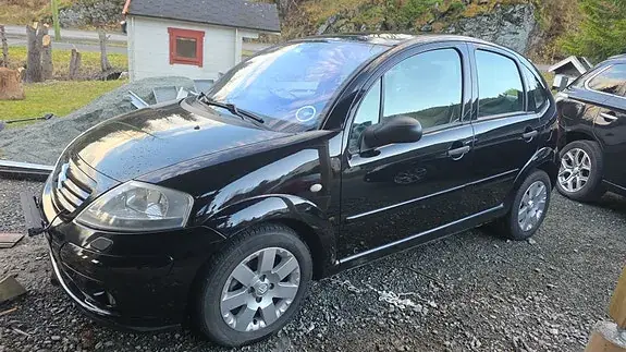 Mitsubishi Outlander 2014 photo 2