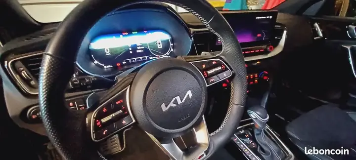 Kia Proceed 2023 photo 3
