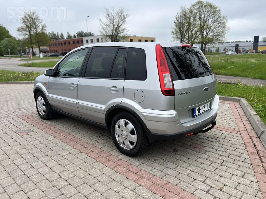 Ford Fusion 2009 photo 5