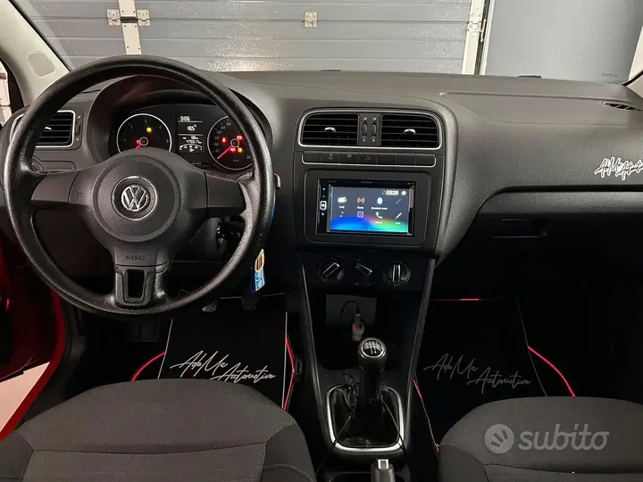 Volkswagen Polo 2013 photo 2