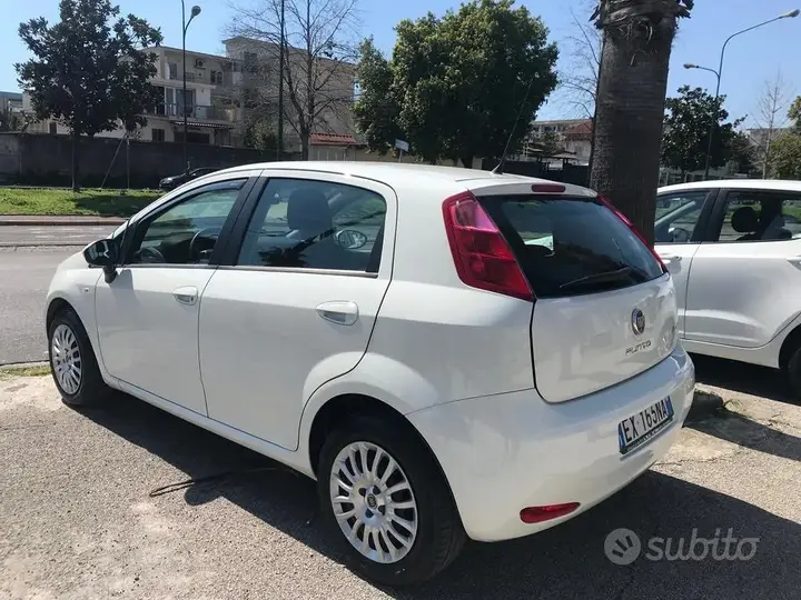 Fiat Punto 2014 photo 3