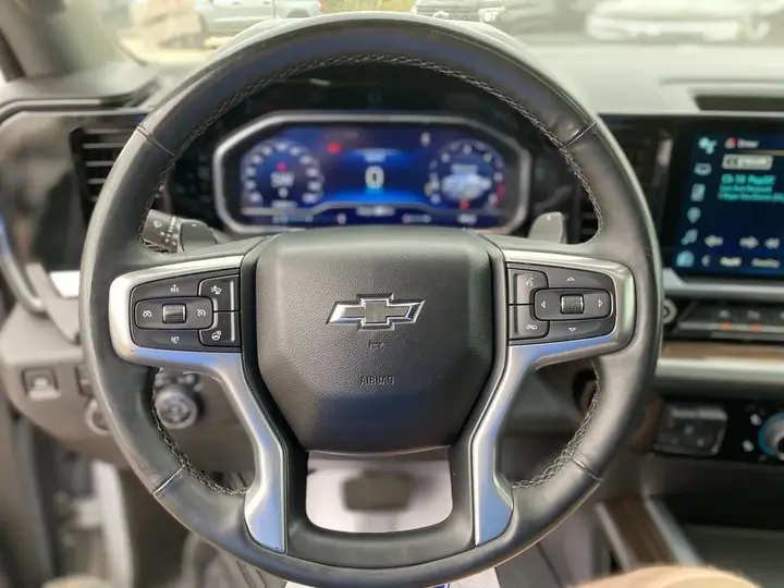 Chevrolet Silverado 1500 2024 photo 4