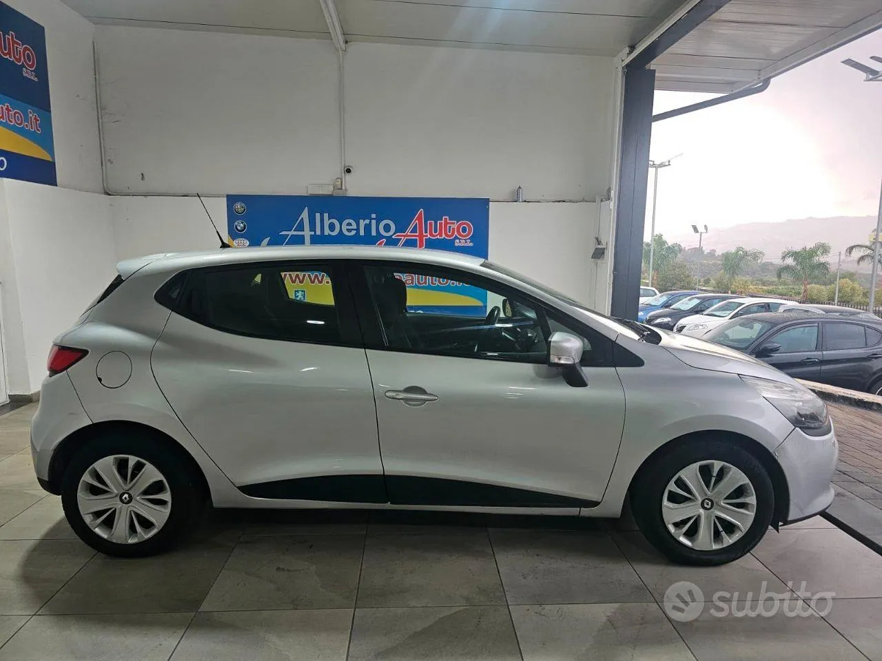 Renault Clio 2013 photo 3