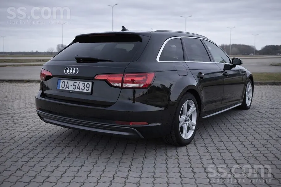 Audi A4 2016 photo 4