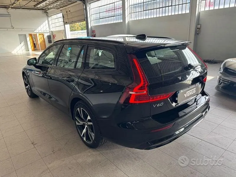 Volvo V60 2023 photo 5