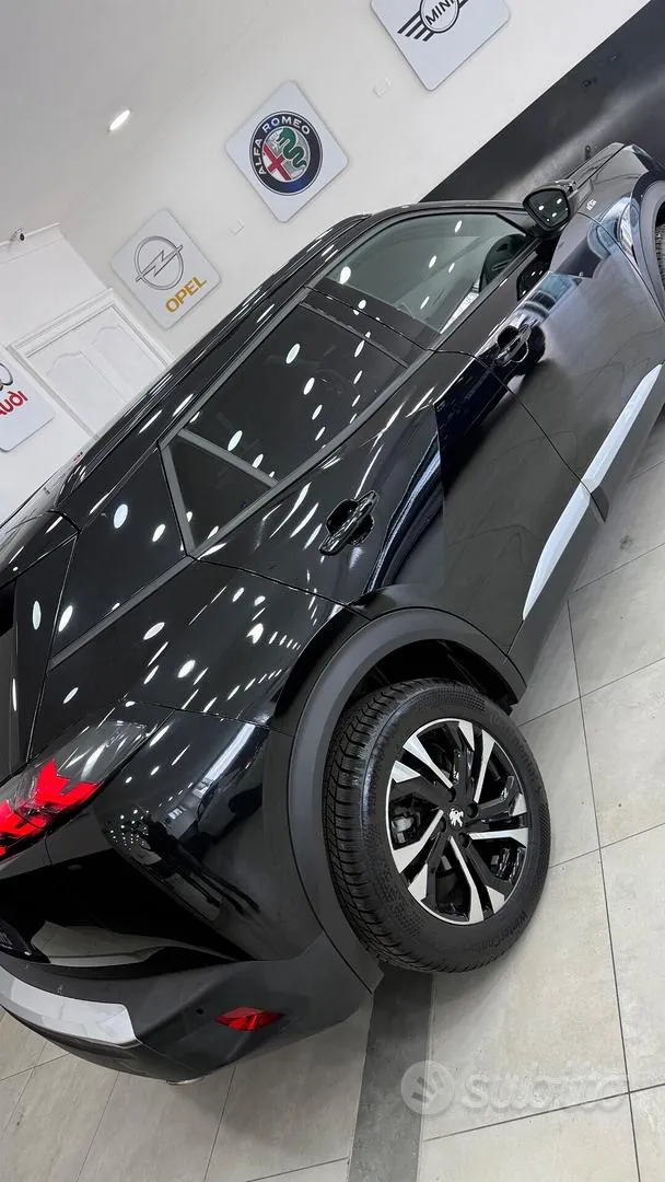Peugeot 2008 2023 photo 4
