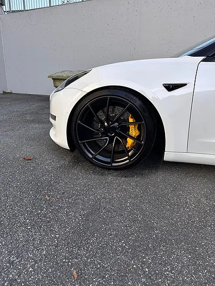 Tesla Model 3 2020 photo 4