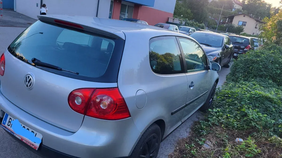 Volkswagen Golf 2005 photo 3