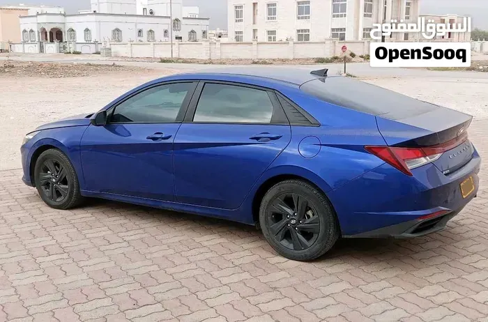 Hyundai Elantra 2023 photo 2