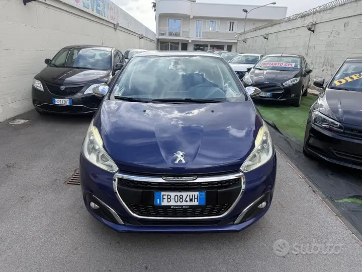 Peugeot 208 2015 photo 2