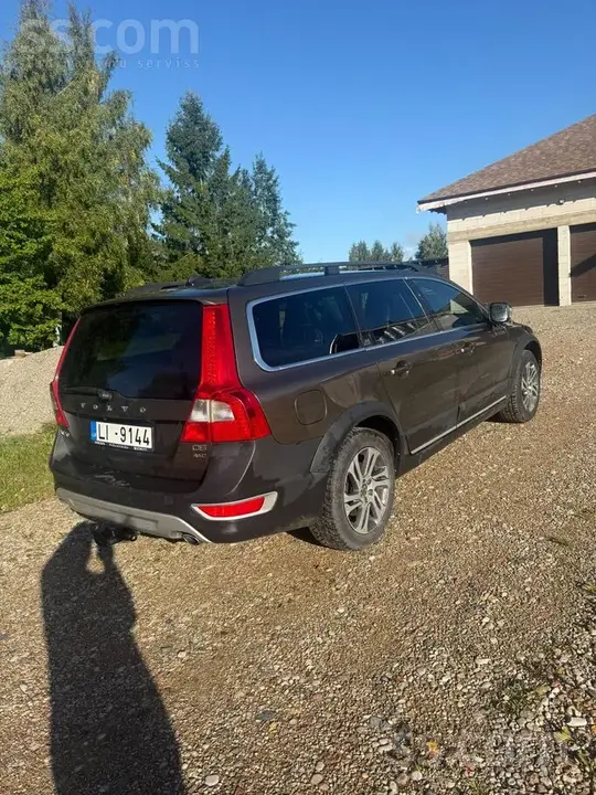 Volvo Xc70 2011 photo 2
