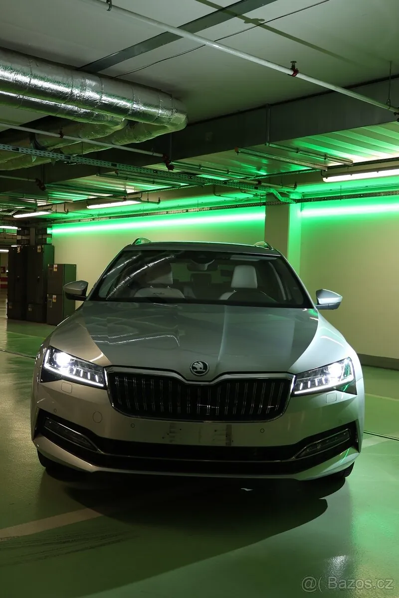 Skoda Superb 2022 photo 4