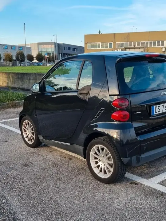 Smart Fortwo 2008 photo 3